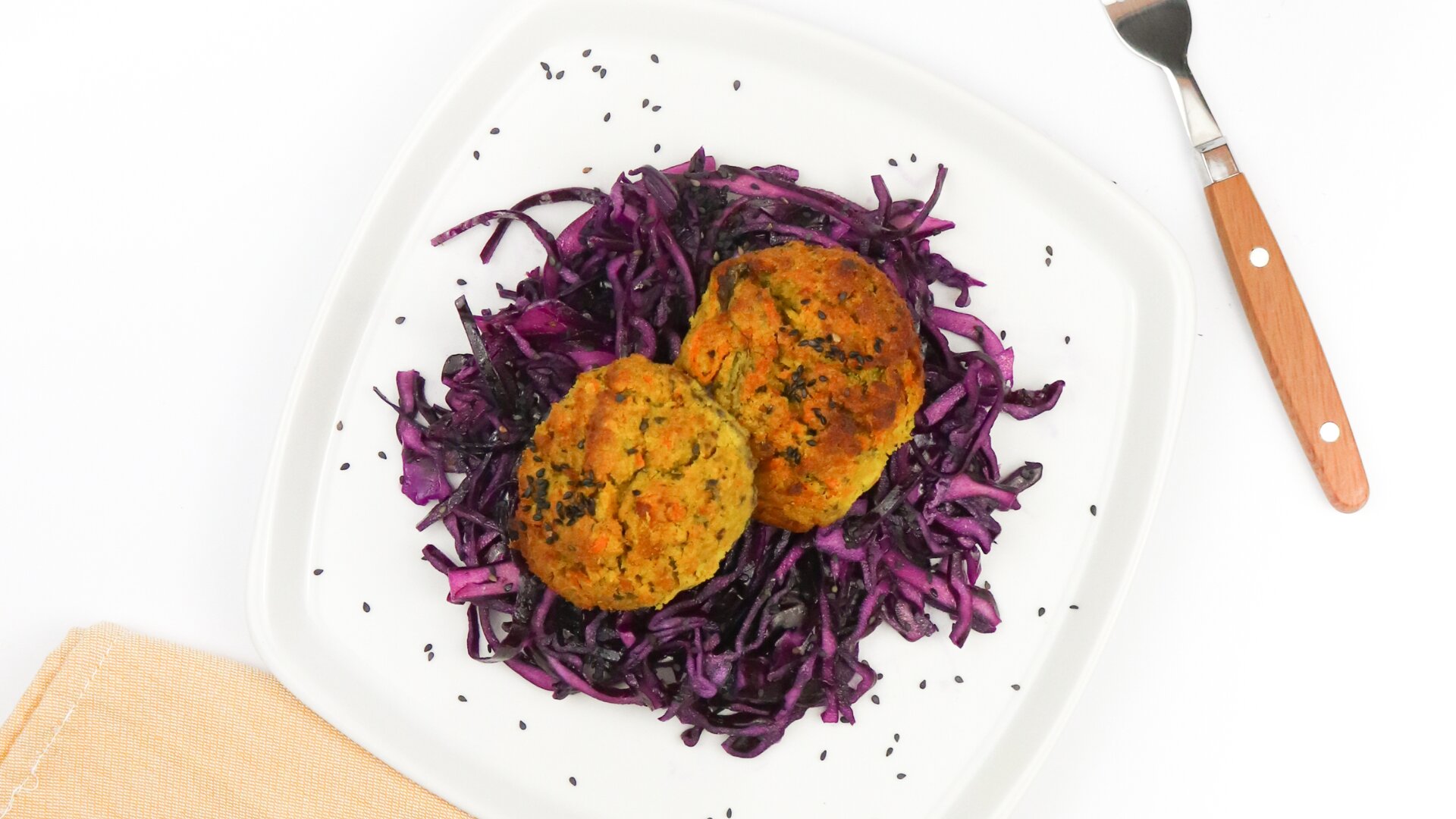 basischen Falafeln mit Rotkraut und Sesam Rezept