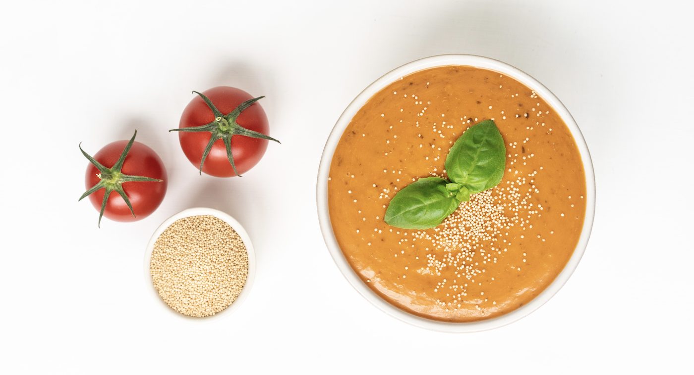 Basische Tomatensuppe mit Amaranth und Kokosmilch